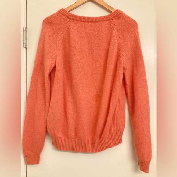 Forever 21 Pink Sweater - Picture 2 of 5